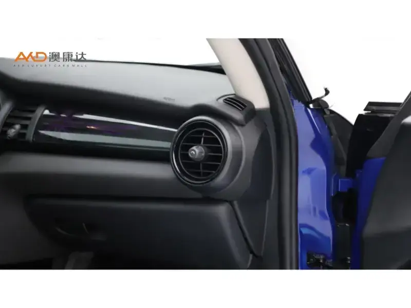 2019 Mini MINI с пробегом 39 800 км