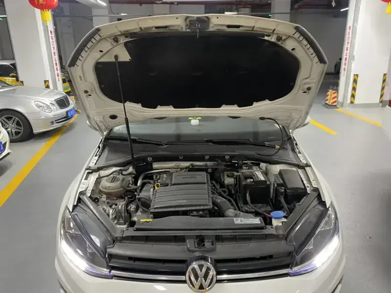 2019 Volkswagen Golf Electric с пробегом 52 300 км