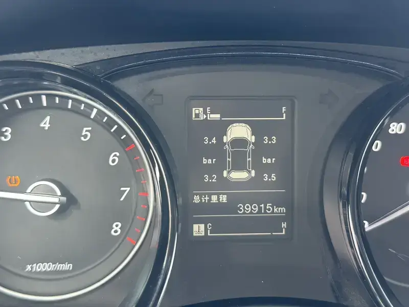 2021 Wuling Wuling Journey с пробегом 40 000 км