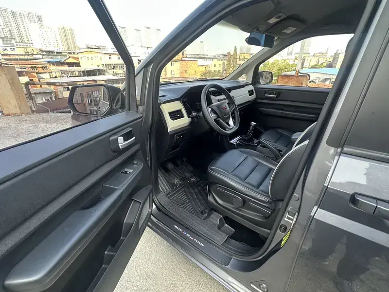 2021 Wuling Wuling Journey с пробегом 40 000 км