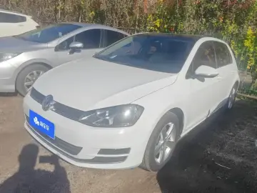 Volkswagen Golf Electric