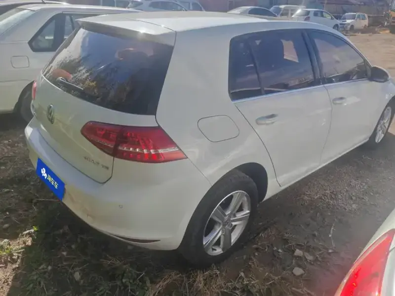 2015 Volkswagen Golf Electric с пробегом 110 000 км