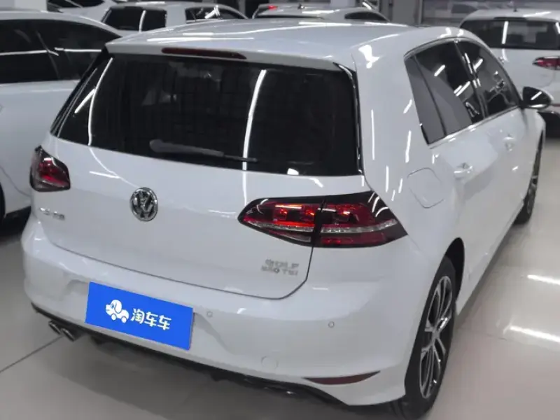 2016 Volkswagen Golf Electric с пробегом 107 000 км