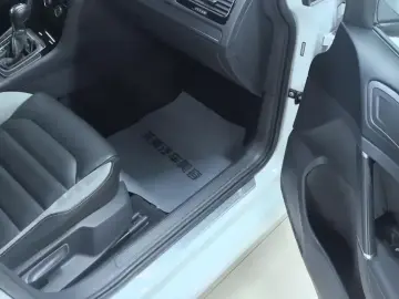 2016 Volkswagen Golf Electric с пробегом 107 000 км