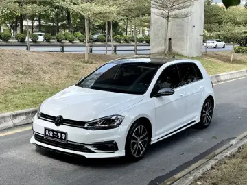 Volkswagen Golf Electric
