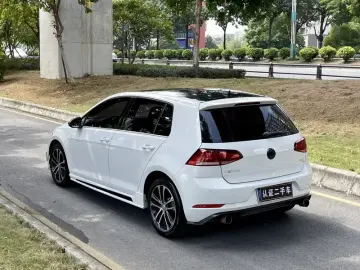 2019 Volkswagen Golf Electric с пробегом 93 000 км