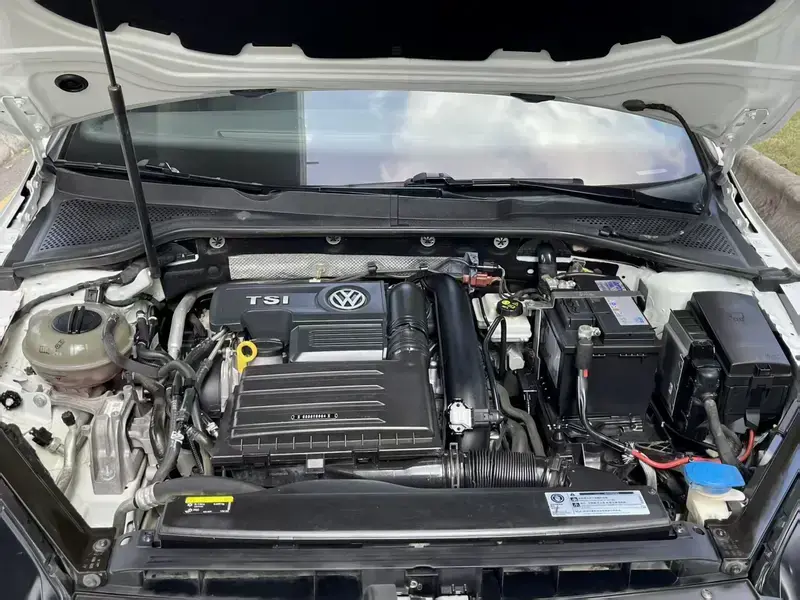 2019 Volkswagen Golf Electric с пробегом 93 000 км