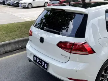 2019 Volkswagen Golf Electric с пробегом 93 000 км