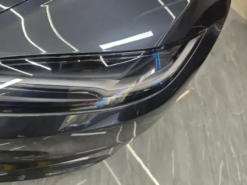 2025 Tesla Model 3 с пробегом 11 000 км