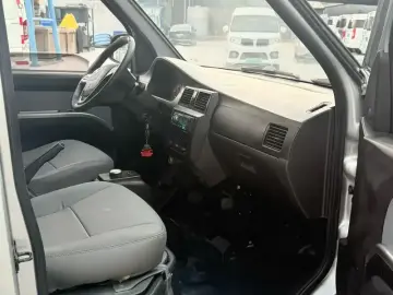 2023 Wuling Wuling Rongguang EV с пробегом 146 000 км