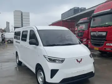 2024 Wuling Wuling Yangguang с пробегом 18 000 км