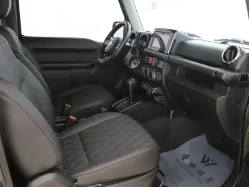 2025 Suzuki Jimny с пробегом 5 600 км