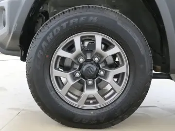 2025 Suzuki Jimny с пробегом 5 600 км