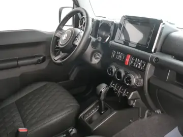 2025 Suzuki Jimny с пробегом 5 600 км