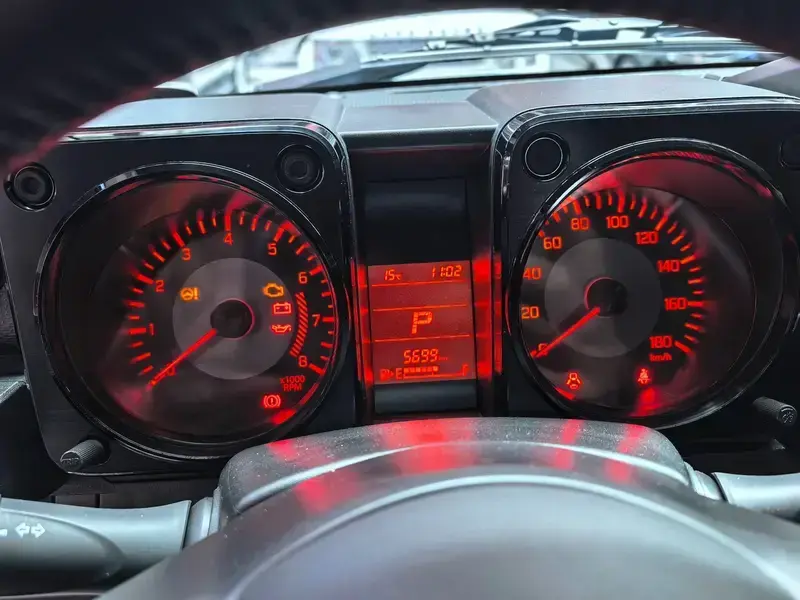 2025 Suzuki Jimny с пробегом 5 600 км