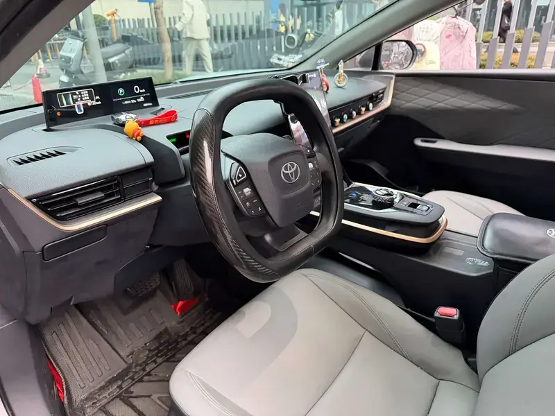 2024 Toyota bZ3 с пробегом 45 000 км