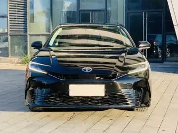 2024 Toyota Camry с пробегом 56 000 км