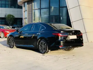 2024 Toyota Camry с пробегом 56 000 км