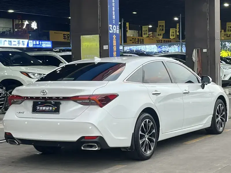 2022 Toyota Avalon с пробегом 69 000 км