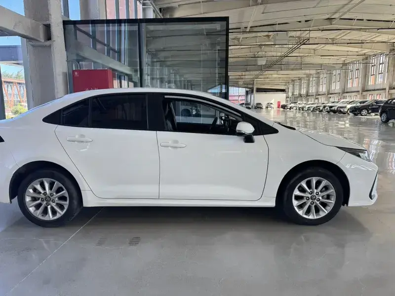 2021 Toyota Corolla с пробегом 43 000 км