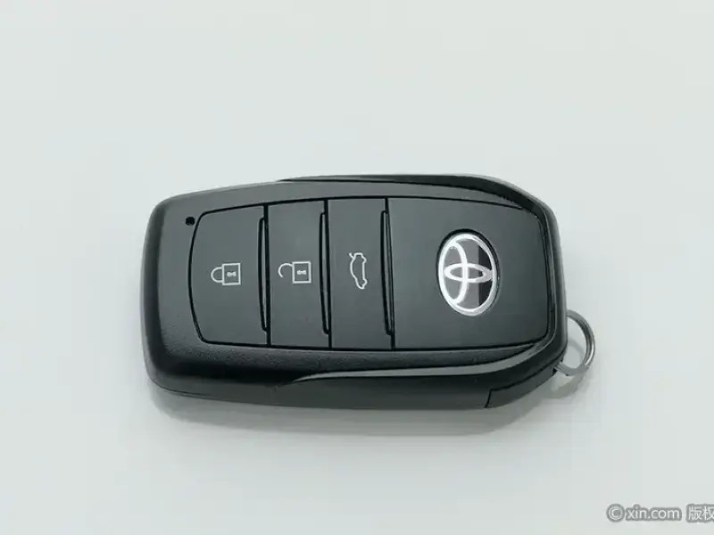 2026 Toyota Corolla с пробегом 8 300 км