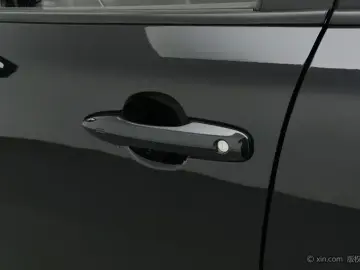2024 Toyota Frontlander с пробегом 7 800 км