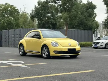 2013 Volkswagen Beetle с пробегом 81 000 км