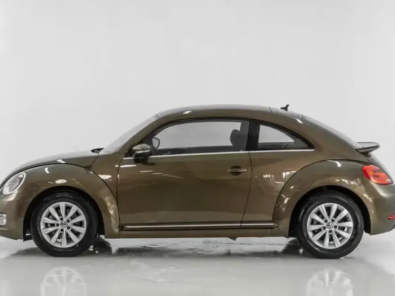 2014 Volkswagen Beetle с пробегом 87 000 км