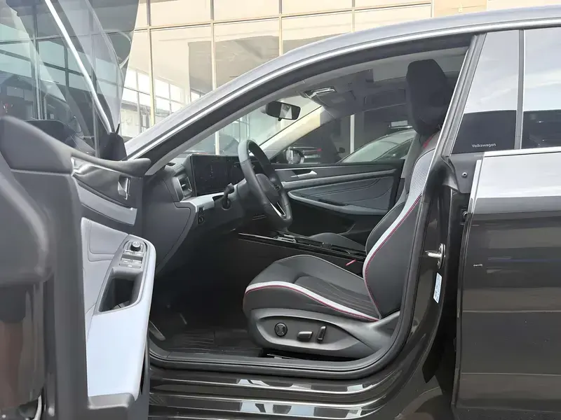 2024 Volkswagen Lamando с пробегом 18 000 км