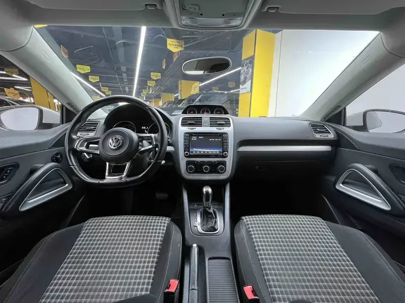 2015 Volkswagen Scirocco с пробегом 88 000 км