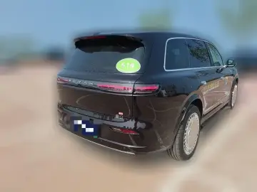2026 Voyah Taishan с пробегом 3 900 км