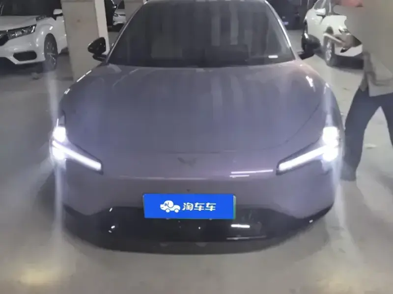 2026 Xpeng Mona M03 с пробегом 8 000 км