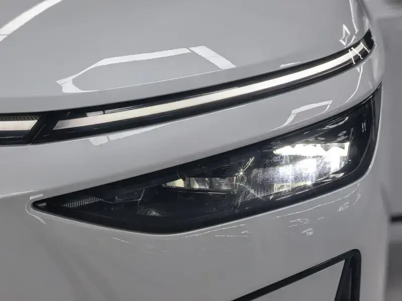 2026 Xpeng X9 с пробегом 23 000 км
