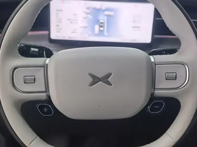 2026 Xpeng X9 с пробегом 23 000 км