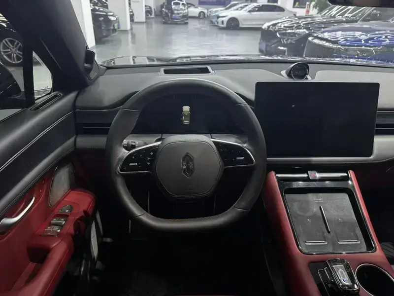 2024 Aito M5 с пробегом 39 000 км
