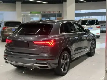 2021 Audi Q3 с пробегом 60 000 км