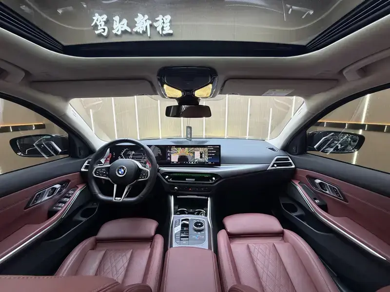 2025 BMW 3 серии с пробегом 22 200 км