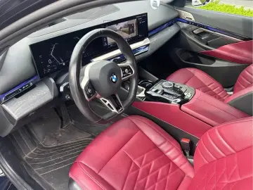 2025 BMW 5 серии с пробегом 21 100 км