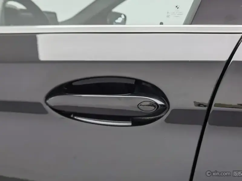 2023 BMW 5 серии с пробегом 43 500 км