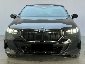 2025 BMW 5 серии с пробегом 15 000 км