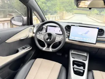 2025 BYD Dolphin с пробегом 7 000 км