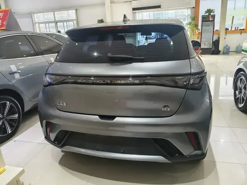 2023 BYD Dolphin с пробегом 53 000 км