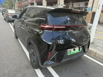 2025 BYD Seagull с пробегом 16 000 км