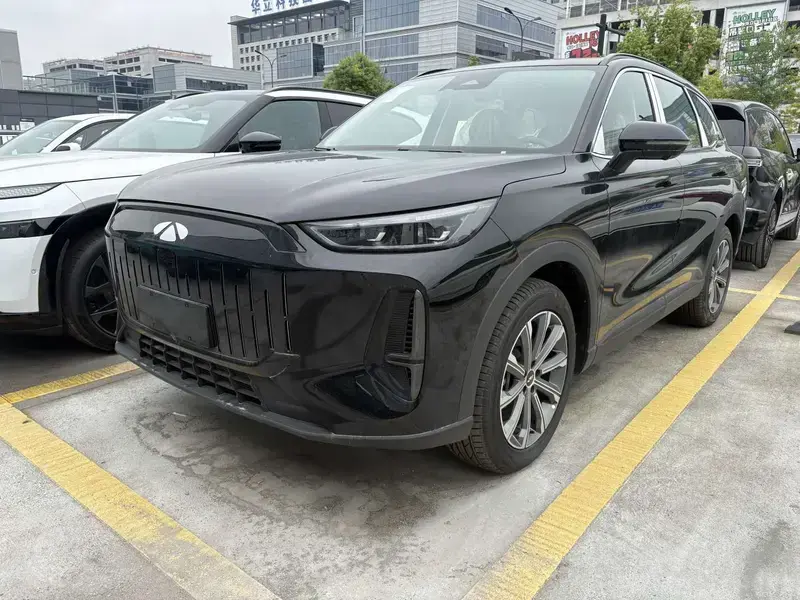 2025 Chery Fulwin T9 с пробегом 100 км
