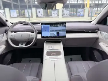 2026 Changan Deepal S07 с пробегом 7 900 км