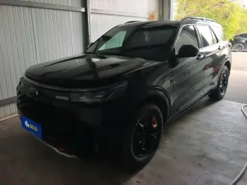 2023 Ford Explorer с пробегом 49 000 км