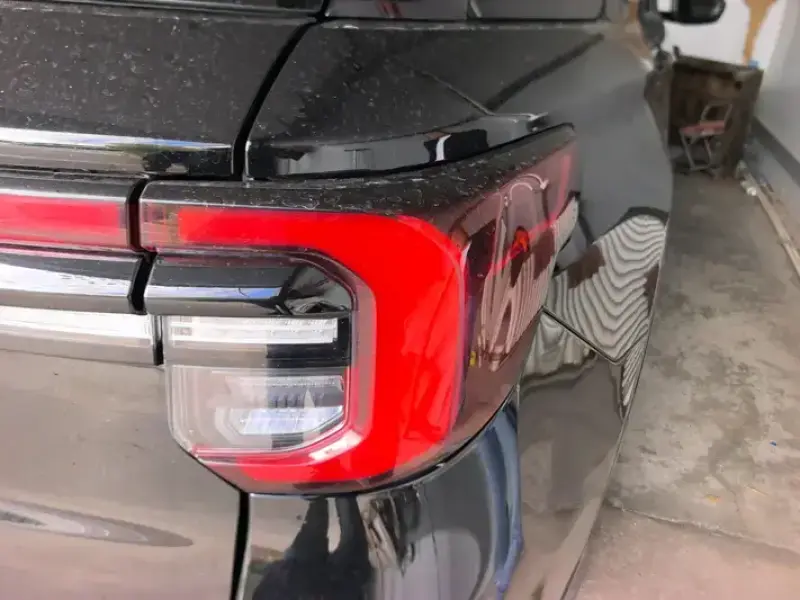 2023 Ford Explorer с пробегом 49 000 км