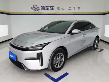 Geely Galaxy L6