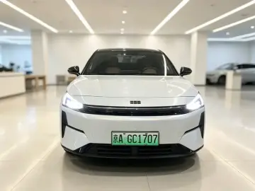 2025 Geely Galaxy L6 с пробегом 57 000 км