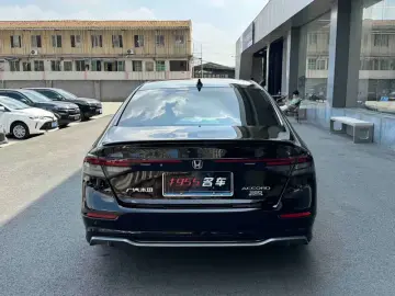 2023 Honda Accord с пробегом 27 000 км